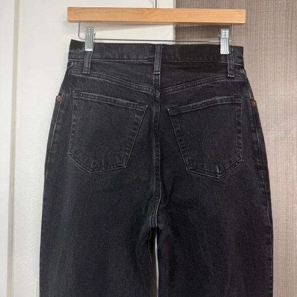 Abercrombie & Fitch Curve Love Ultra High Rise 90s Straight Jean Black Size 4 - Picture 10 of 14